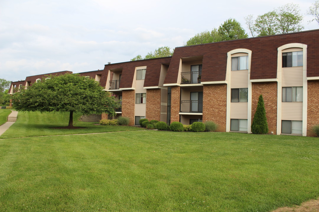 Woodland Apartments in Cincinnati, OH - Foto de edificio