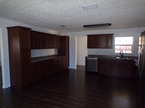 2511 Gidding St in Clovis, NM - Building Photo - Building Photo