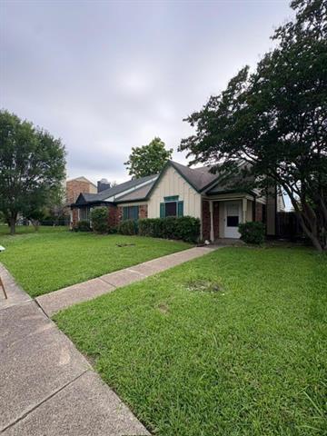 815 Versailles St in Mesquite, TX - Building Photo