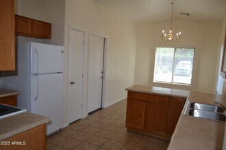 6746 E Superstition Way in Florence, AZ - Building Photo - Building Photo