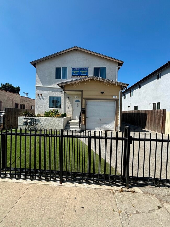 property at 739 E 79th St