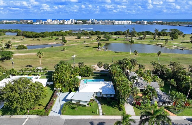 property at 328 N Lakeside Dr