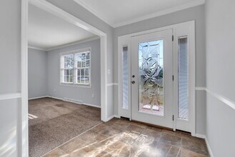 4 Dickens Ln in Taylors, SC - Building Photo - Building Photo