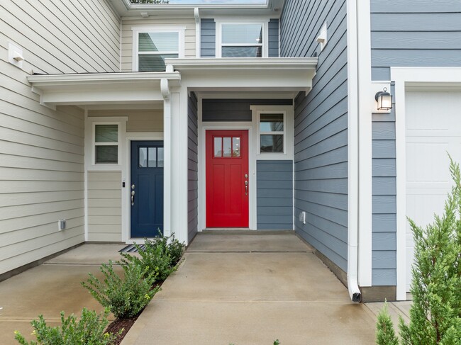 2105 Rockface Wy in Durham, NC - Building Photo - Building Photo