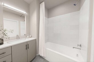 Nanda on the Alameda in Santa Clara, CA - Building Photo - Building Photo