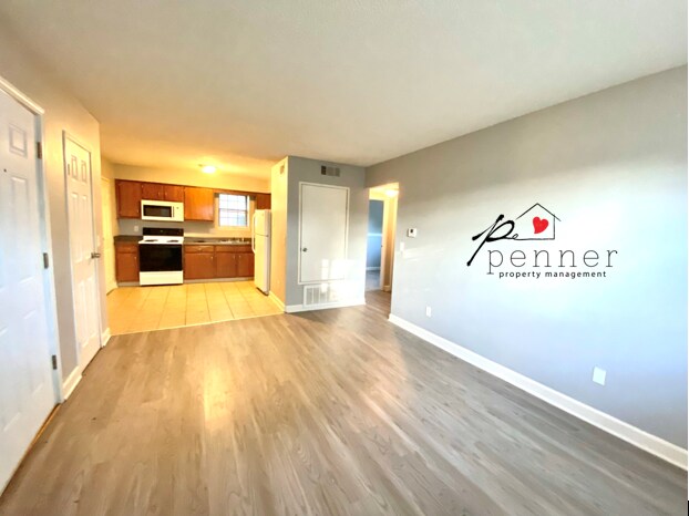 716 NE Ball Dr in Lee's Summit, MO - Building Photo - Building Photo