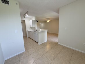 266 Village Blvd in Tequesta, FL - Building Photo - Building Photo