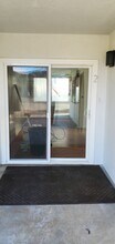 4444 E Sunny Dunes Rd, Unit 2 in Palm Springs, CA - Building Photo - Building Photo