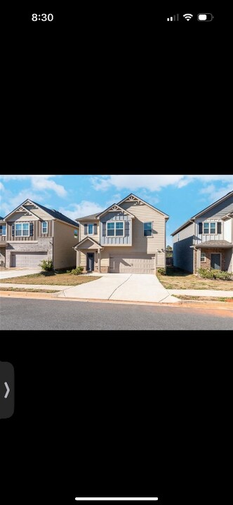 11600 Winston Dr in Hampton, GA - Building Photo