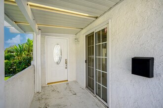 729 Glenmore Blvd in Glendale, CA - Building Photo - Building Photo