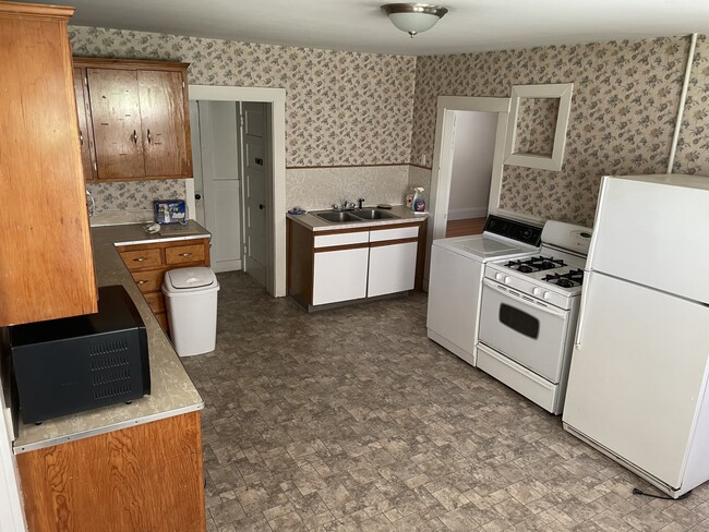 229 River St in Newton, MA - Building Photo - Building Photo