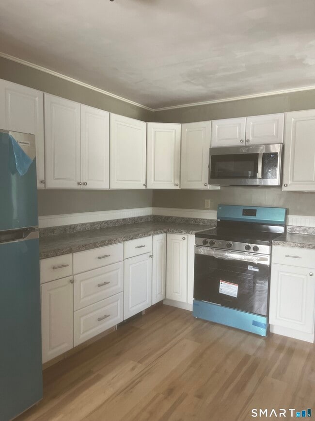 property at 83 Ledyard Ave