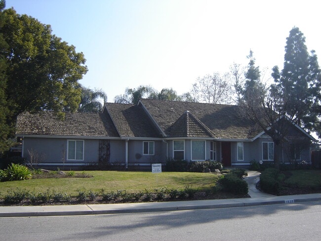 property at 1936 S Teddy St