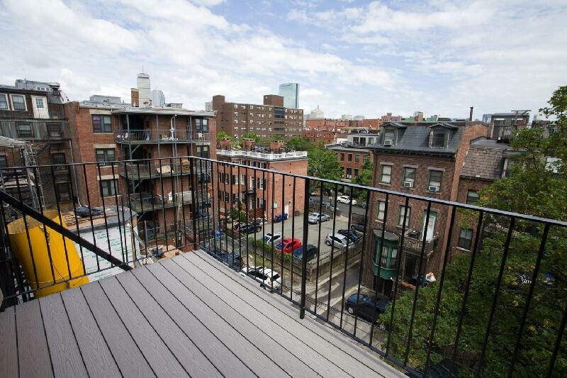 666 Massachusetts Ave, Unit 2 in Boston, MA - Foto de edificio