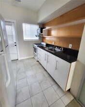 503 74th St in Miami Beach, FL - Building Photo - Building Photo