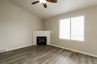 6824 Yakima Way in Eagle Mountain, UT - Building Photo - Building Photo