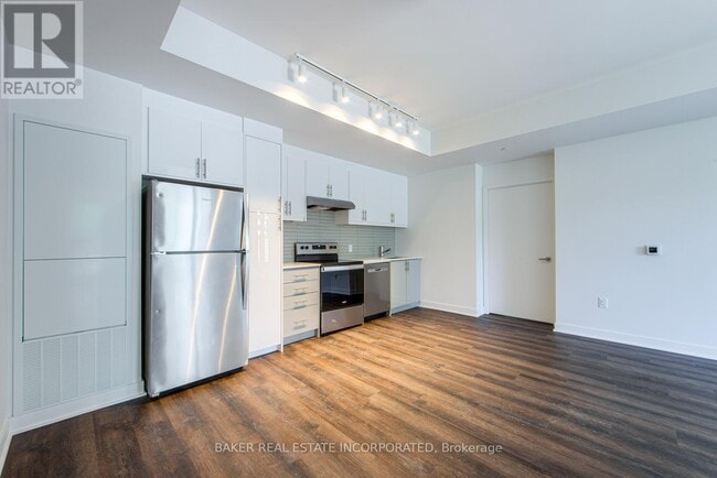 property at 3030 Pharmacy Ave