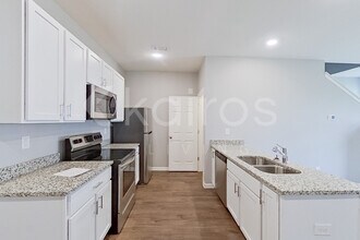 221 Long Is Dr in Cartersville, GA - Building Photo - Building Photo