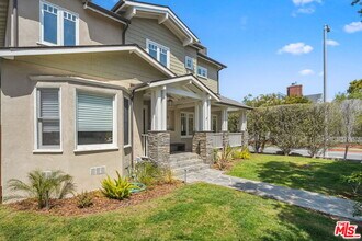 1749 Hill St in Santa Monica, CA - Building Photo - Building Photo