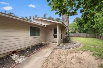 11908 Broad Oaks Dr in Austin, TX - Building Photo - Building Photo