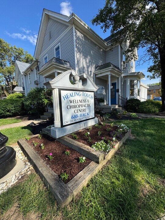 439 W Loveland Ave, Unit Apartment #2 in Loveland, OH - Foto de edificio