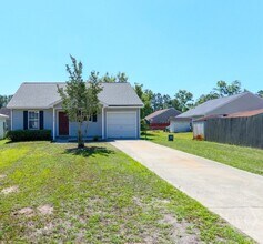 930 Rushing St in Richmond Hill, GA - Building Photo - Building Photo