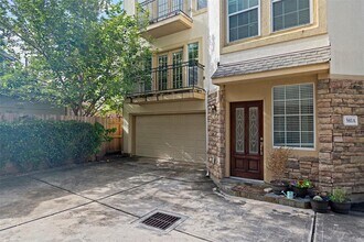 5811 Washington Ave in Houston, TX - Building Photo - Building Photo