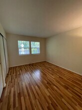 329 W Thomson Ave in Sonoma, CA - Building Photo - Building Photo