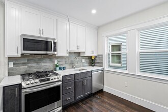 16 Hallam St, Unit 2 in Boston, MA - Building Photo - Building Photo