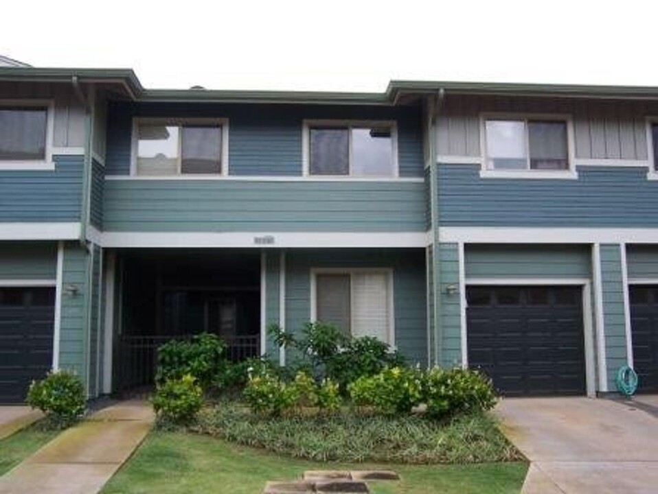 92-1145-1145 Panana St in Kapolei, HI - Building Photo