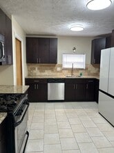 792 Miner Rd in Highland Heights, OH - Building Photo - Building Photo