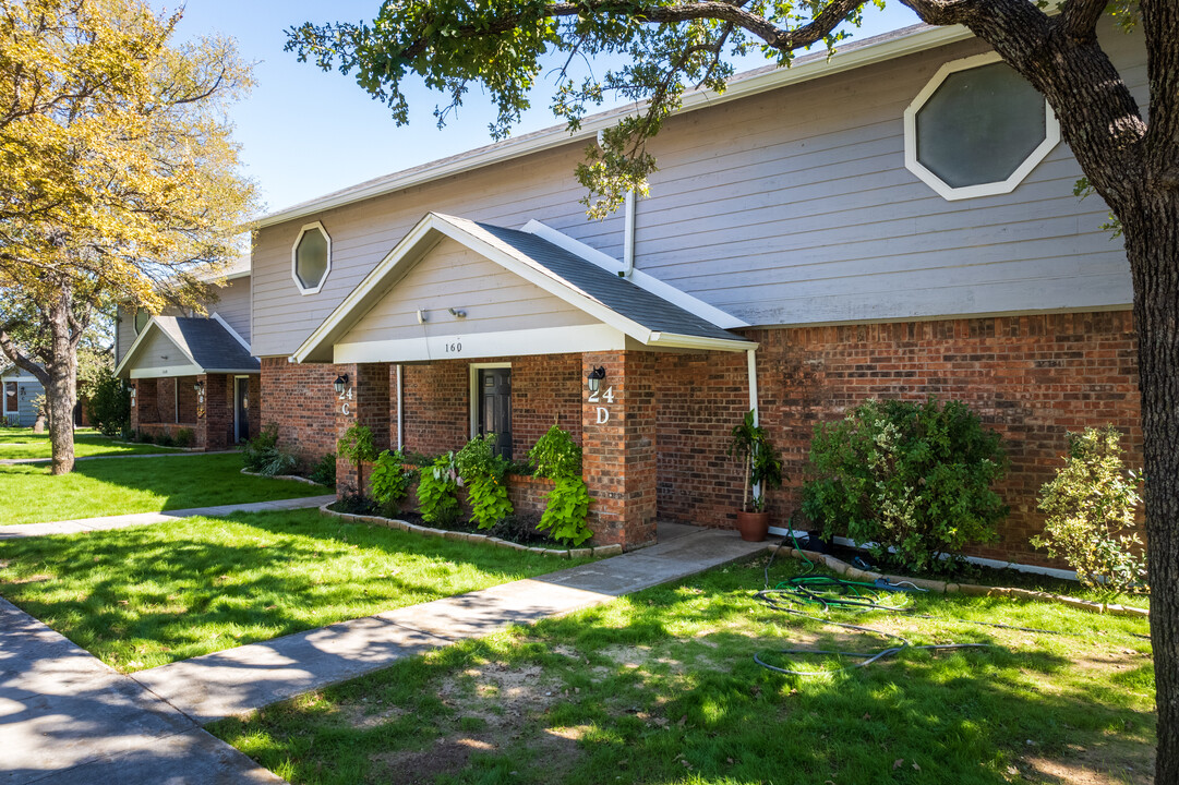 Westwind Manor in Runaway Bay, TX - Building Photo