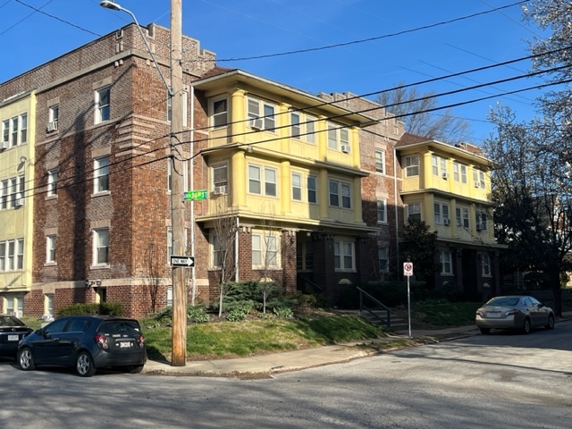 The Newport Apartments in Kansas City, MO - Foto de edificio - Building Photo