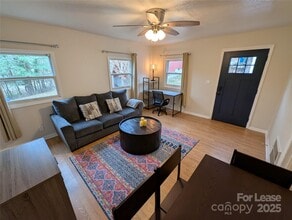 25.5 Woodrow Ave in Asheville, NC - Building Photo - Building Photo