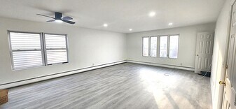 708 Garfield Ave in Jersey City, NJ - Building Photo