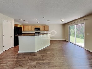 76594 Timbercreek Blvd in Yulee, FL - Foto de edificio - Building Photo