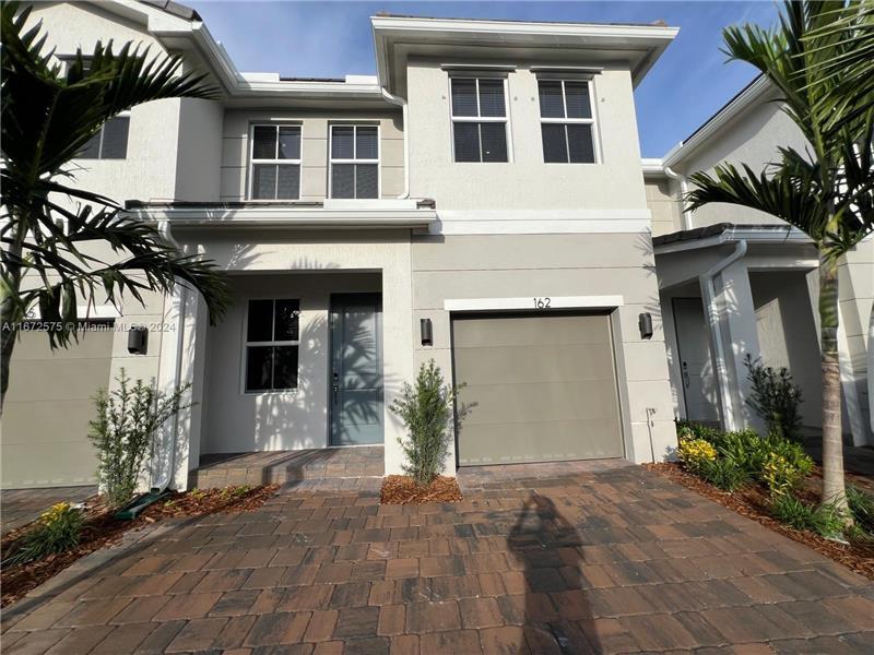 172 SW 171st Ln in Pembroke Pines, FL - Building Photo