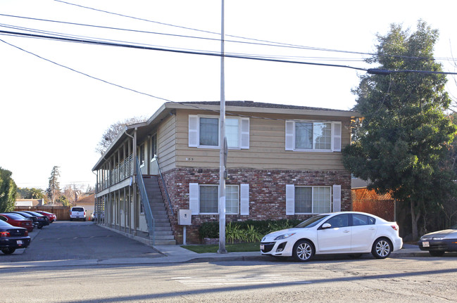 The Clairmont in Santa Clara, CA - Building Photo - Building Photo