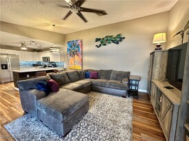 15427 Crystal Lake Dr in North Fort Myers, FL - Building Photo