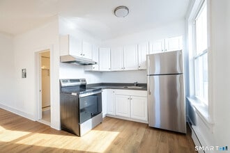 406 Main St in Ridgefield, CT - Building Photo - Building Photo