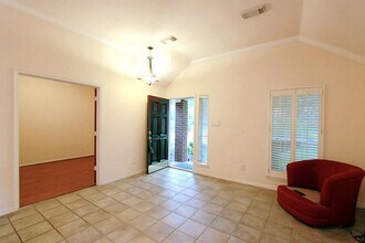 523 High Meadows Dr in Sugar Land, TX - Building Photo - Building Photo