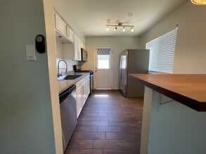 4615 N 14th St, Unit B in Phoenix, AZ - Building Photo - Building Photo
