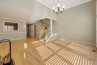 563 Chestertown St in Gaithersburg, MD - Building Photo - Building Photo