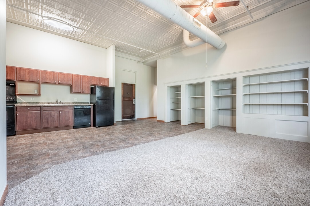 Elementary School Apartments in Schofield, WI - Building Photo