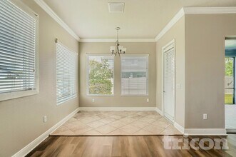 1858 Montgomery Bell Rd in Zephyrhills, FL - Building Photo - Building Photo