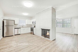 7628 Elvia Dr in Jacksonville, FL - Building Photo - Building Photo