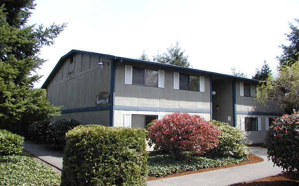 Sleepy Hollow Court Apartments in Puyallup, WA - Building Photo - Building Photo