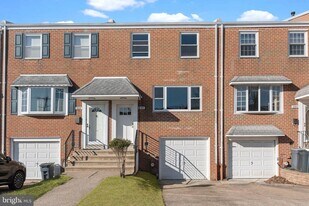 3586 Dows Rd in Philadelphia, PA - Building Photo