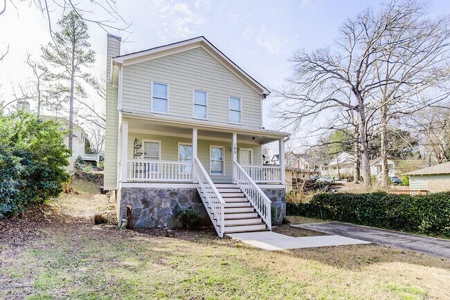 105 Vanira Ave SE in Atlanta, GA - Building Photo - Building Photo