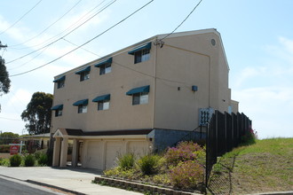 5400 Highland Ave in Richmond, CA - Building Photo - Building Photo